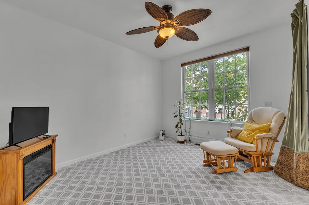594 Constitution Street Canton, MI 48188