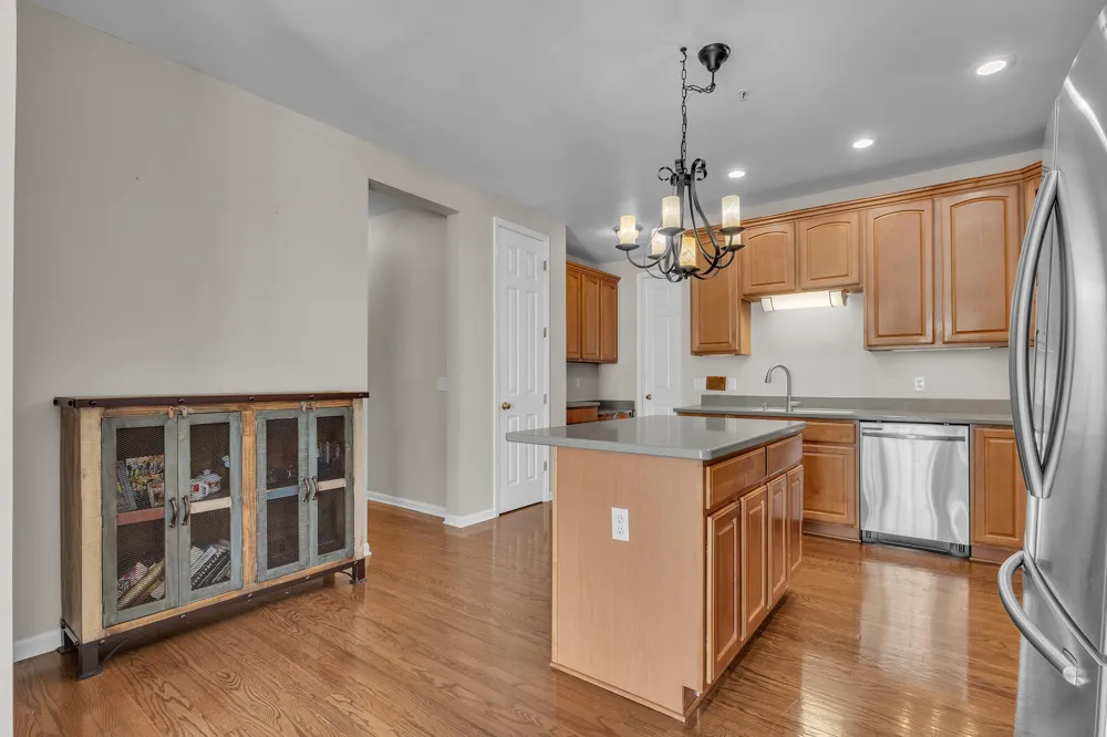 594 Constitution Street Canton, MI 48188