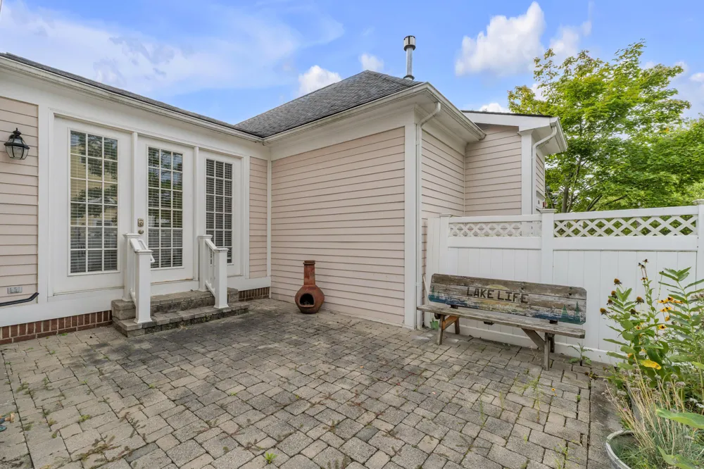594 Constitution Street Canton, MI 48188