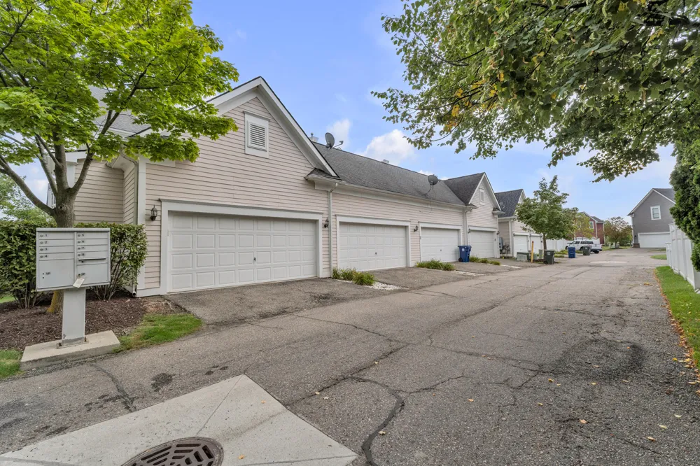 594 Constitution Street Canton, MI 48188