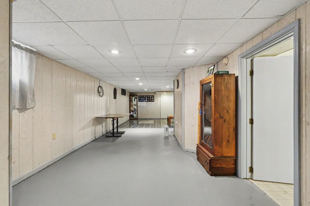 927 Lincoln Street Grand Rapids, MI 49534
