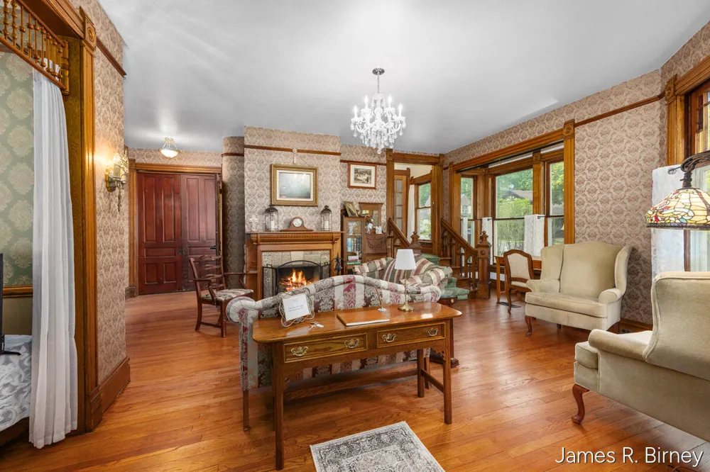 529 Avery Street Lowell, MI 49331