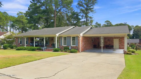 1408 Chesnee Drive NW