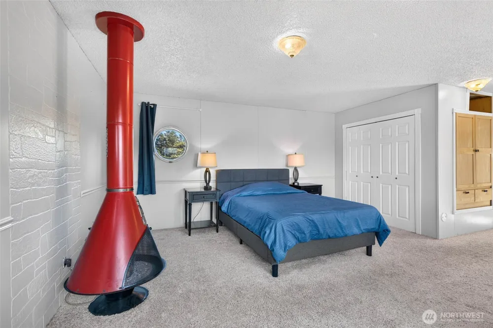 1208 228th Lane Ocean Park, WA 98640