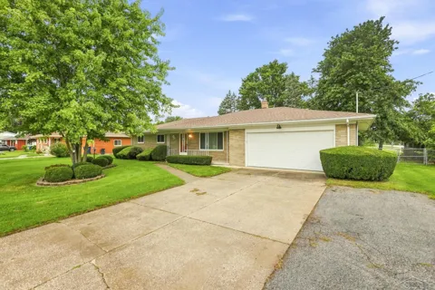2520 Moonglow Drive