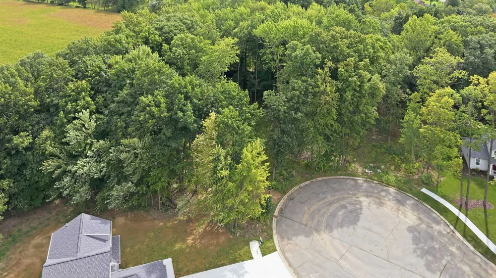 565 W Wildwood Drive Owosso Charter Township, MI 48867