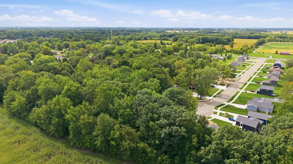 565 W Wildwood Drive Owosso Charter Township, MI 48867