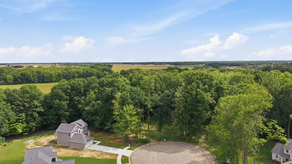 565 W Wildwood Drive Owosso Charter Township, MI 48867