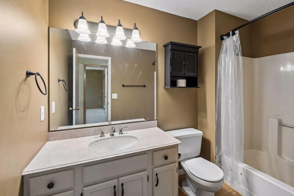 12886 Echo Lane Apple Valley, MN 55124