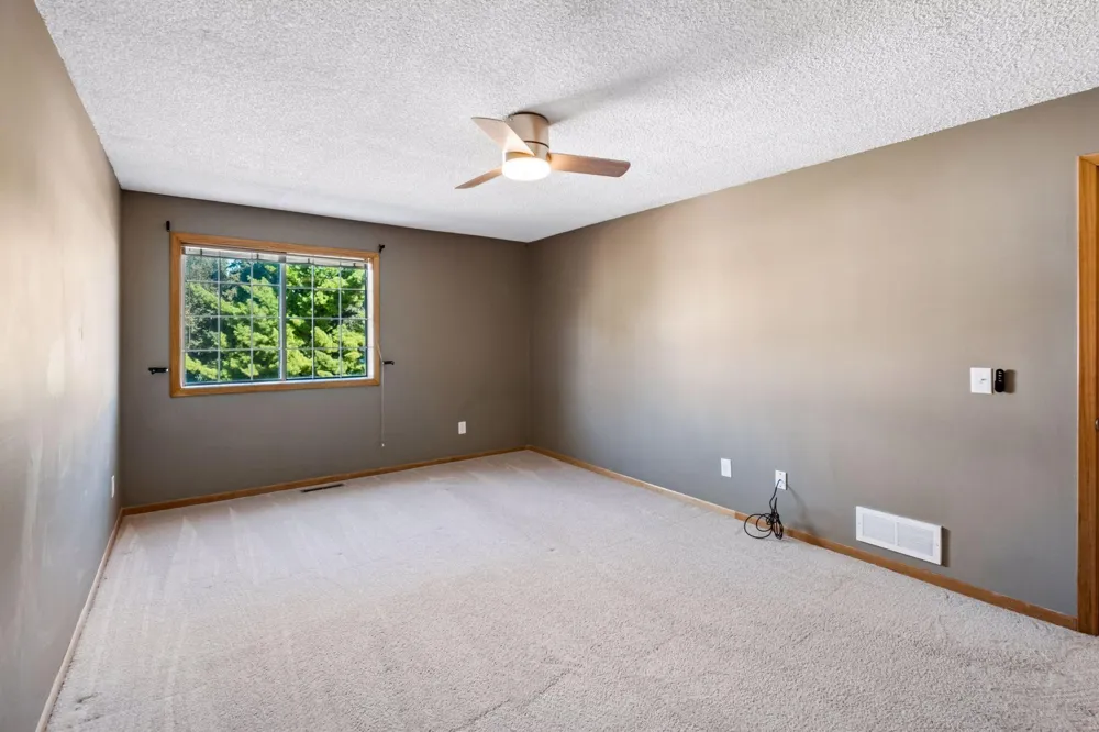 12886 Echo Lane Apple Valley, MN 55124