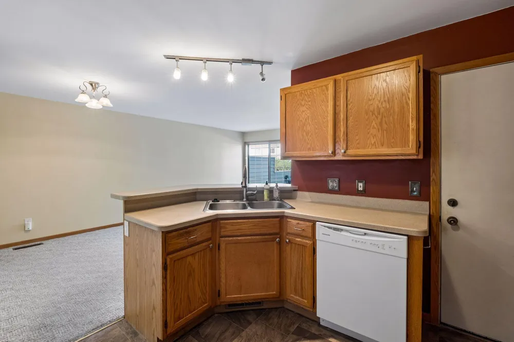 12886 Echo Lane Apple Valley, MN 55124