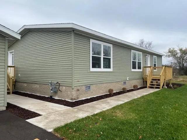 403 NW 1st Street Staples, MN 56479