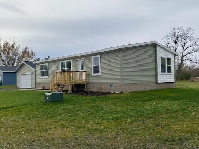 403 NW 1st Street Staples, MN 56479
