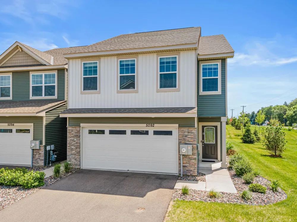 5092 Stable View Drive Woodbury, MN 55129