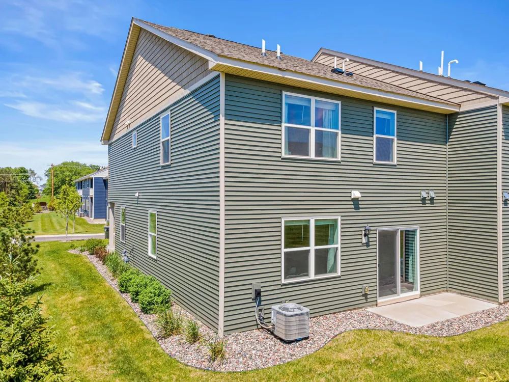 5092 Stable View Drive Woodbury, MN 55129