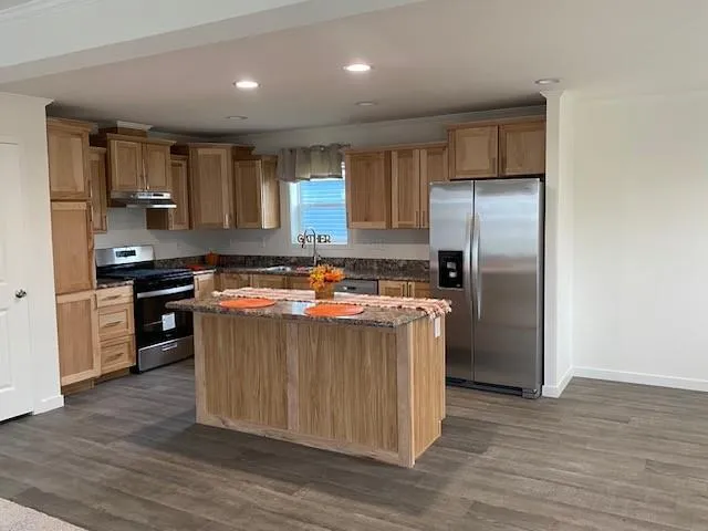 105 NW 4th Avenue Staples, MN 56479