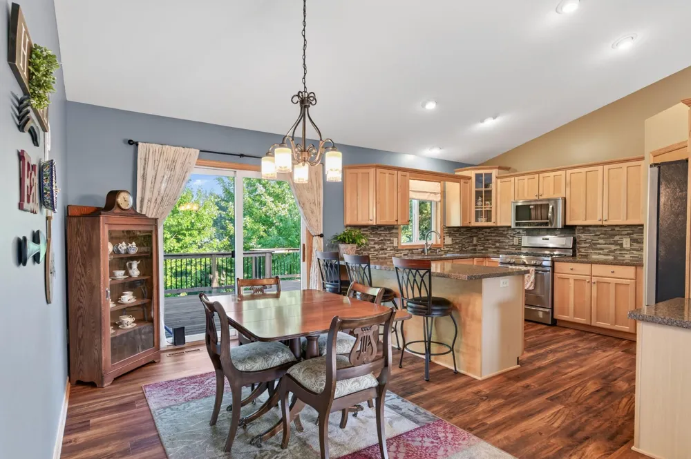 1233 Irvine Drive Hanover, MN 55341