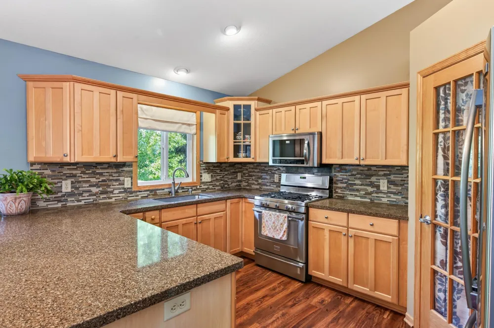 1233 Irvine Drive Hanover, MN 55341