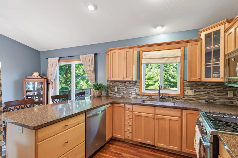 1233 Irvine Drive Hanover, MN 55341