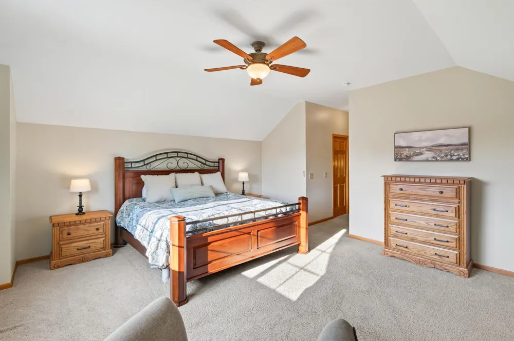 1233 Irvine Drive Hanover, MN 55341