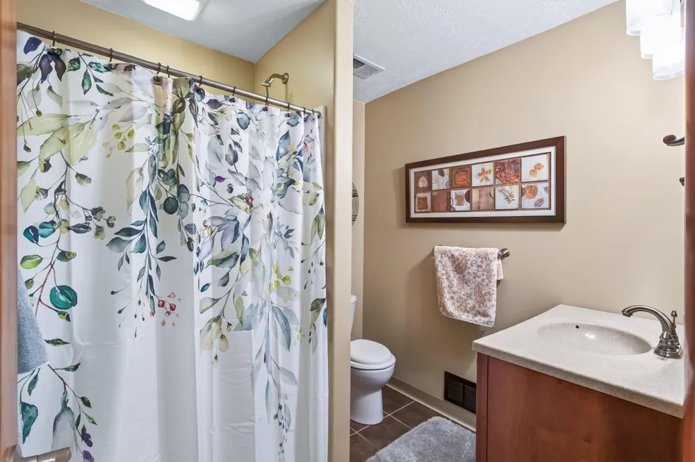 1233 Irvine Drive Hanover, MN 55341