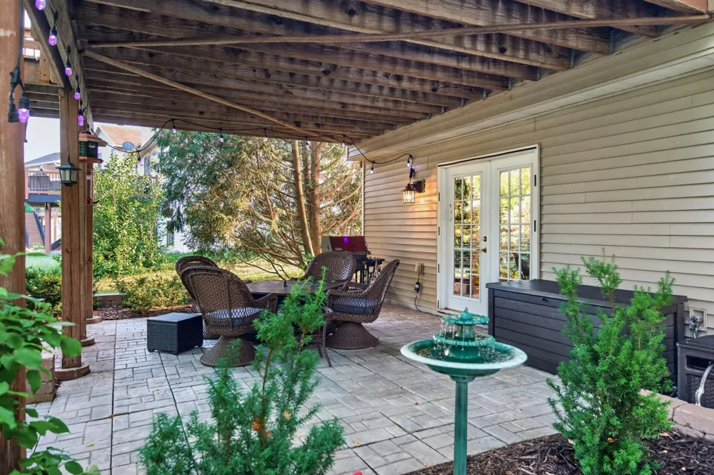 1233 Irvine Drive Hanover, MN 55341