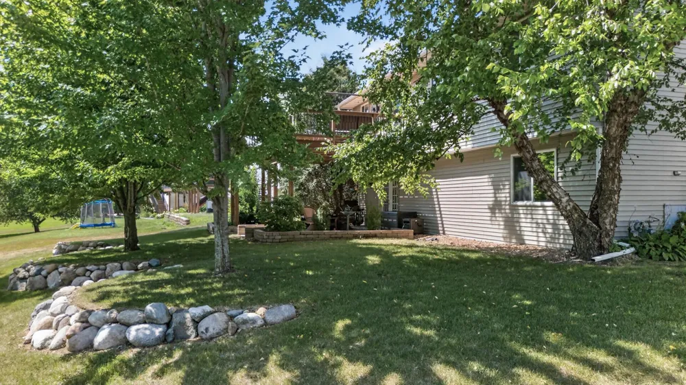 1233 Irvine Drive Hanover, MN 55341