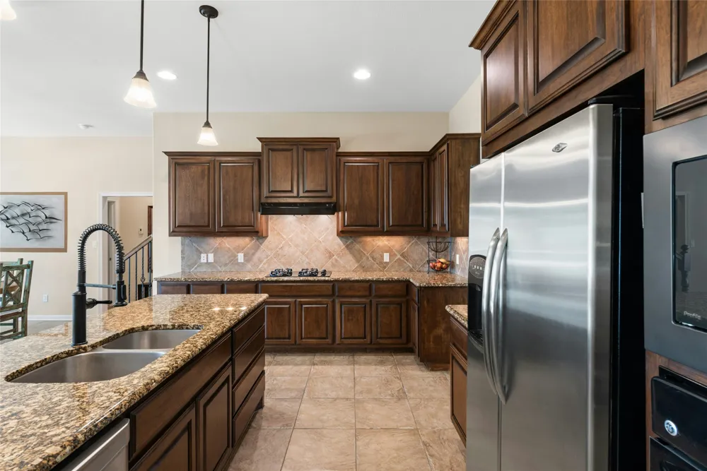2004 Westvalley Place Round Rock, TX 78665
