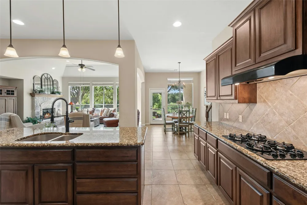 2004 Westvalley Place Round Rock, TX 78665