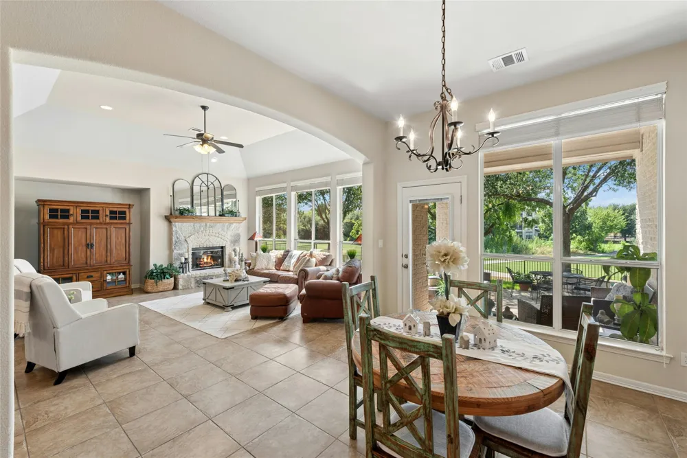 2004 Westvalley Place Round Rock, TX 78665