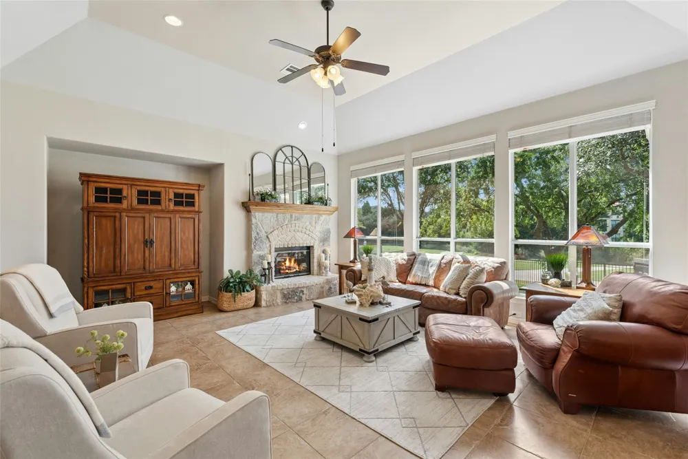 2004 Westvalley Place Round Rock, TX 78665
