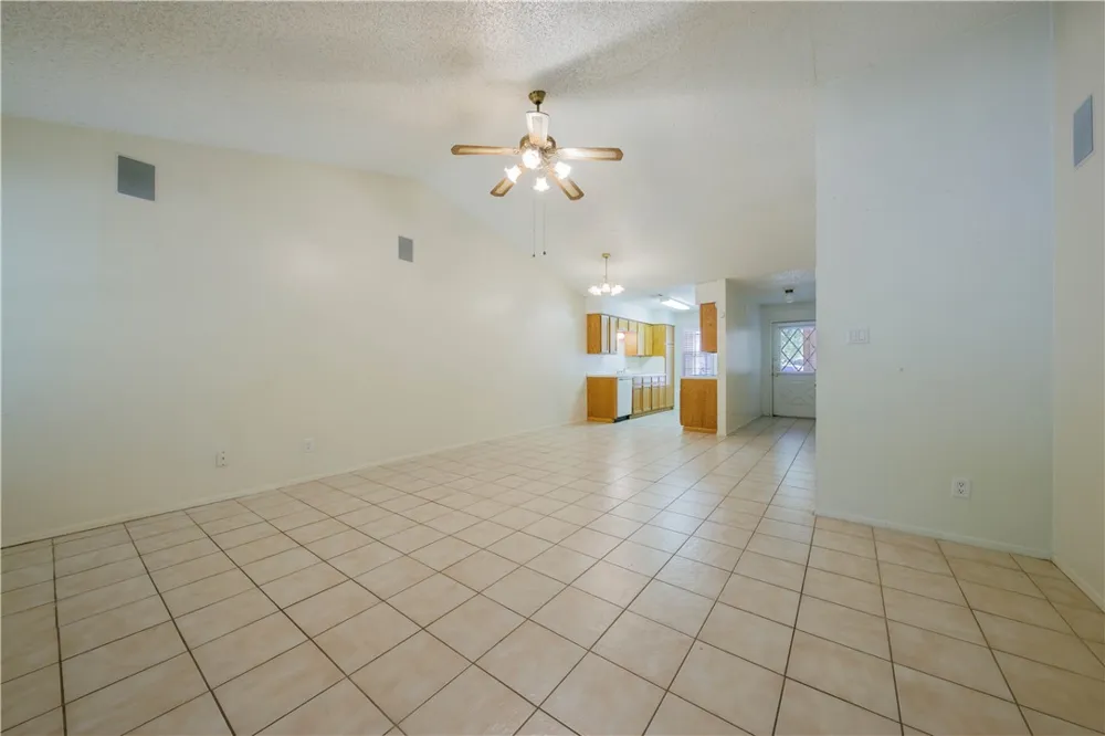 8810 Piney Point Drive #B Austin, TX 78729
