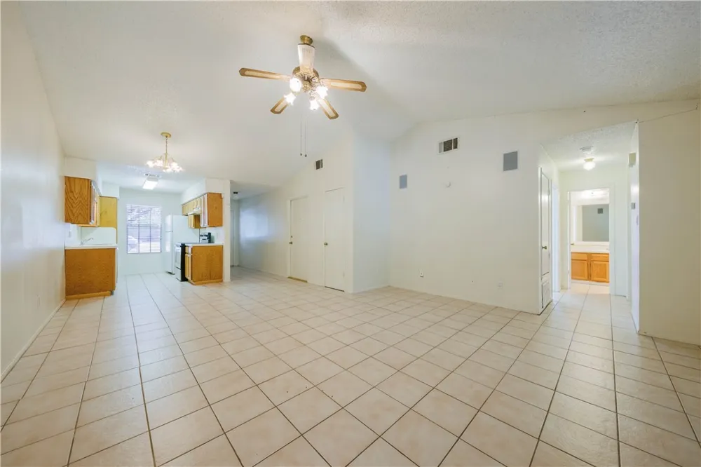 8810 Piney Point Drive #B Austin, TX 78729