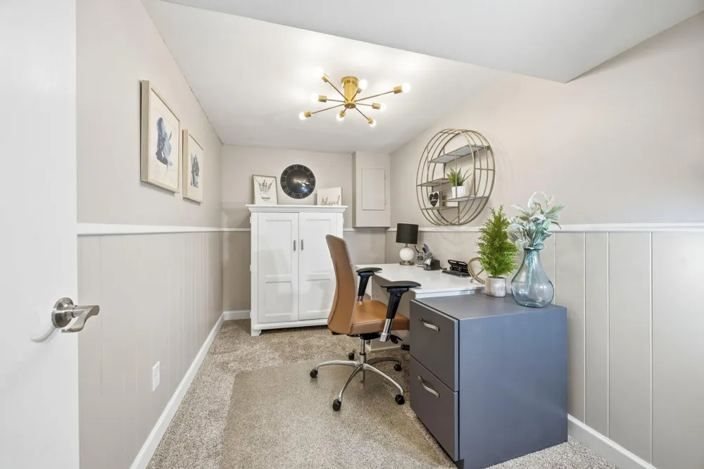 346 School Road SW Hutchinson, MN 55350