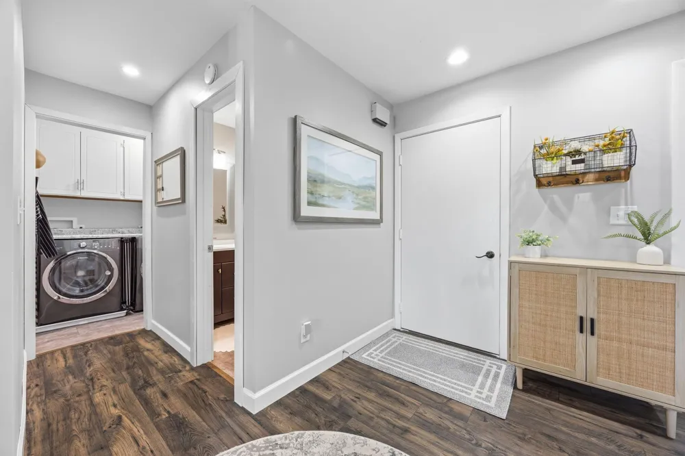 346 School Road SW Hutchinson, MN 55350