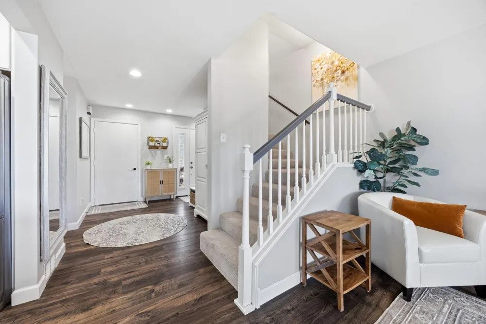 346 School Road SW Hutchinson, MN 55350
