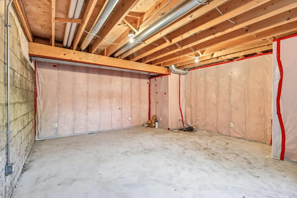 7220 W Shore Drive Edina, MN 55435