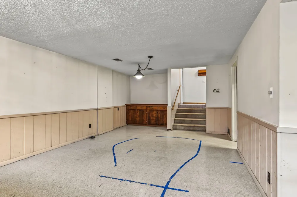 7220 W Shore Drive Edina, MN 55435