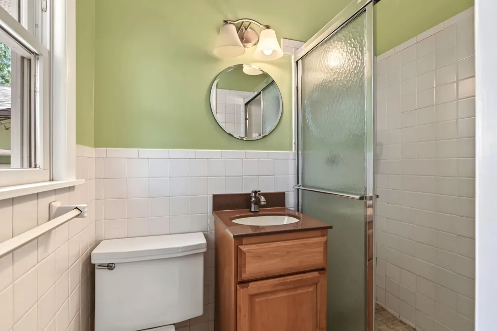 7220 W Shore Drive Edina, MN 55435