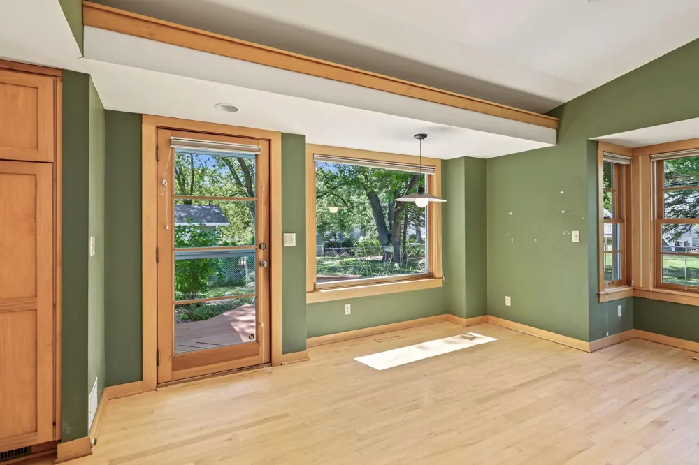 7220 W Shore Drive Edina, MN 55435