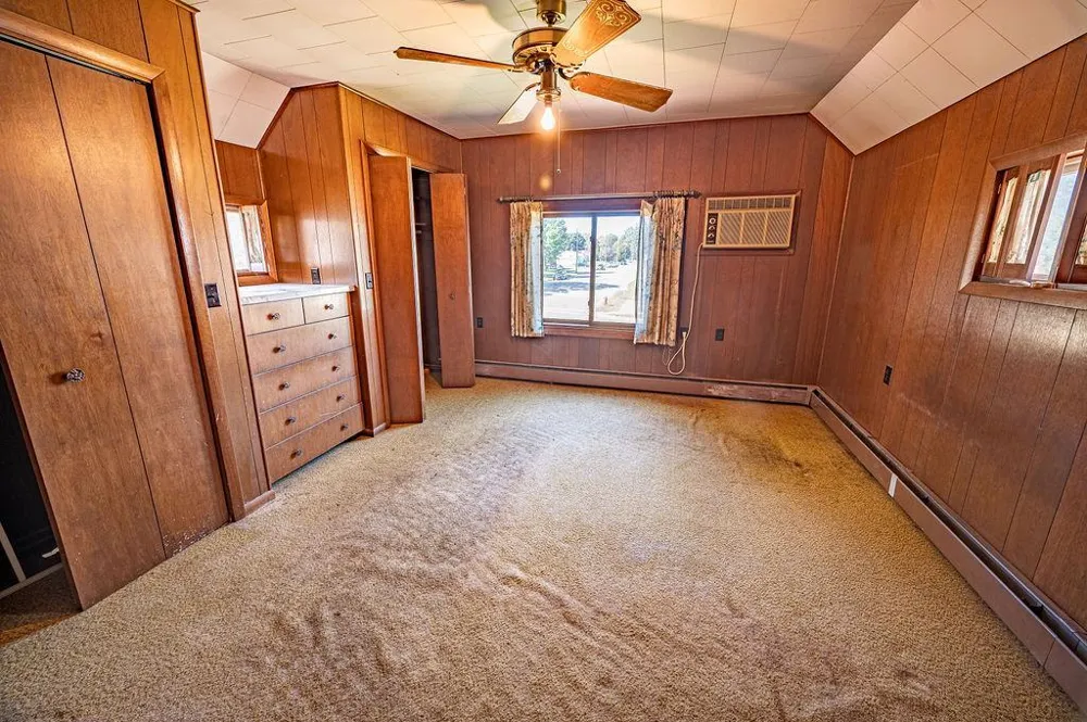 286 S Piety Street Ellsworth, WI 54011