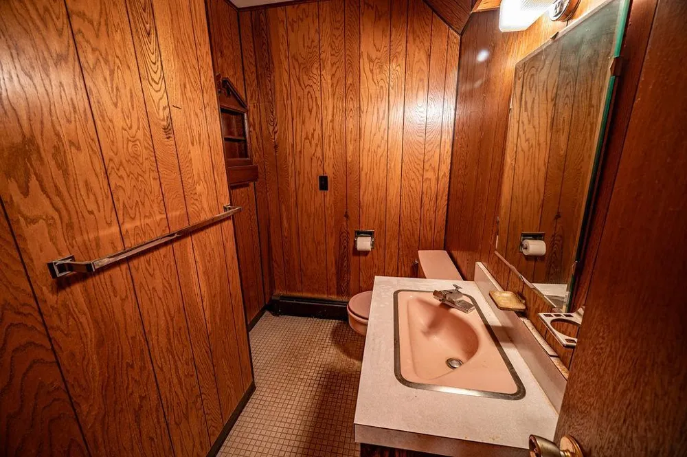 286 S Piety Street Ellsworth, WI 54011