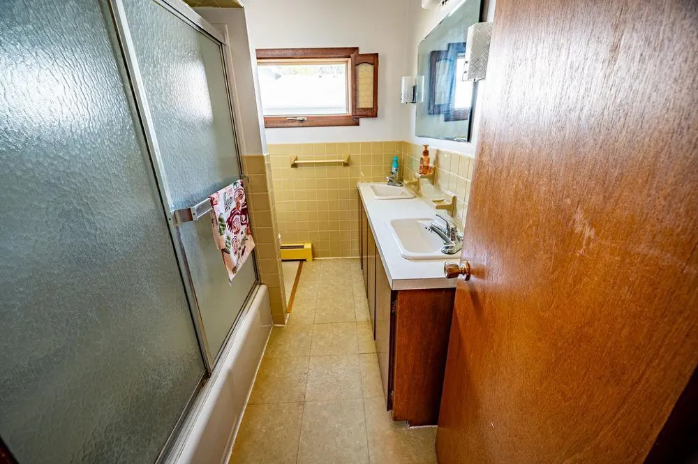 286 S Piety Street Ellsworth, WI 54011
