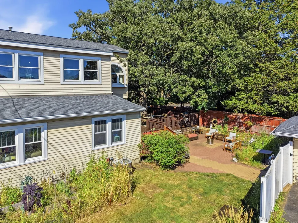 3715 42nd Avenue Robbinsdale, MN 55422