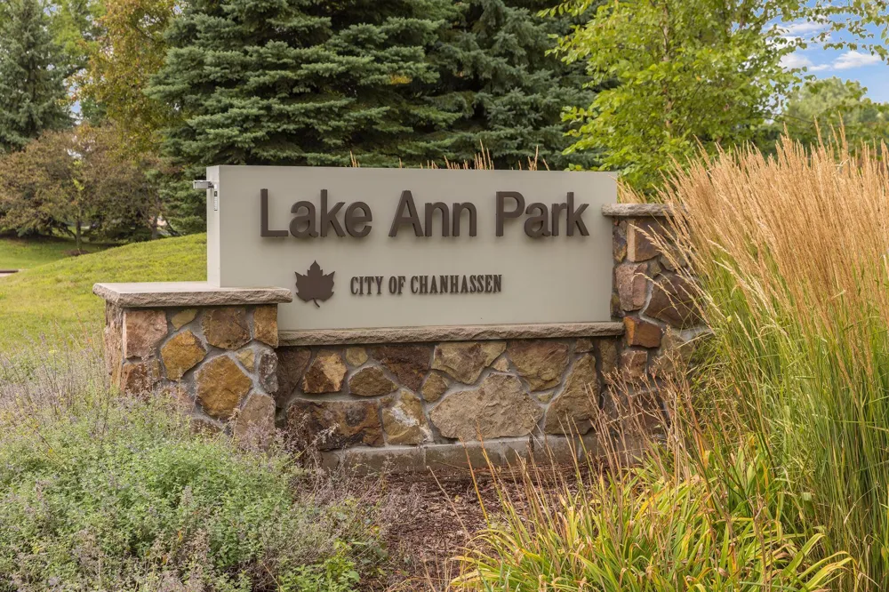 7762 Vasserman Place Chanhassen, MN 55317