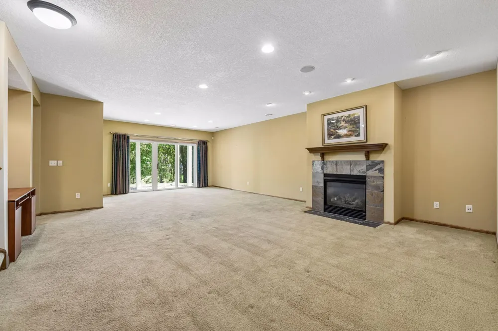 7762 Vasserman Place Chanhassen, MN 55317
