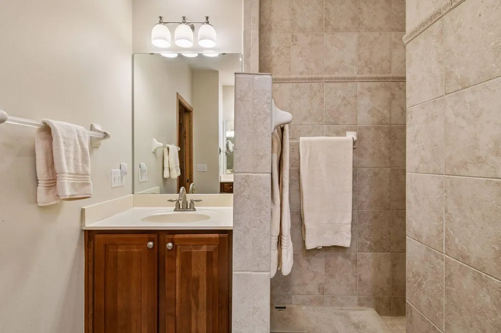 7762 Vasserman Place Chanhassen, MN 55317