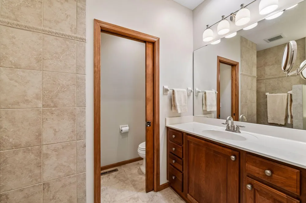 7762 Vasserman Place Chanhassen, MN 55317