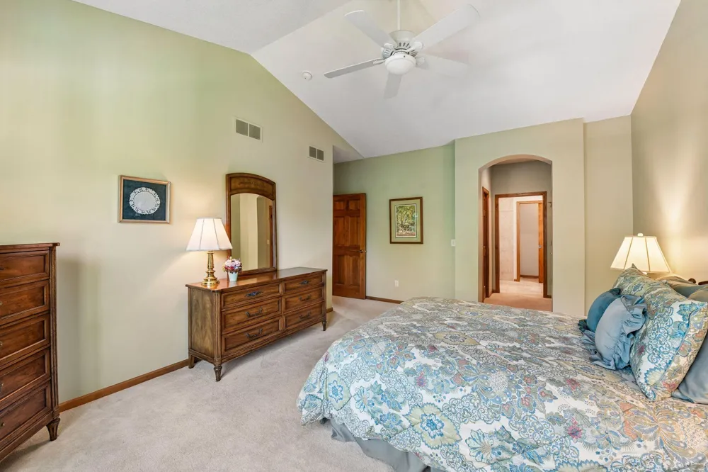 7762 Vasserman Place Chanhassen, MN 55317