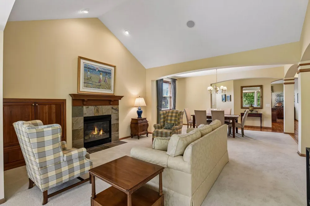 7762 Vasserman Place Chanhassen, MN 55317
